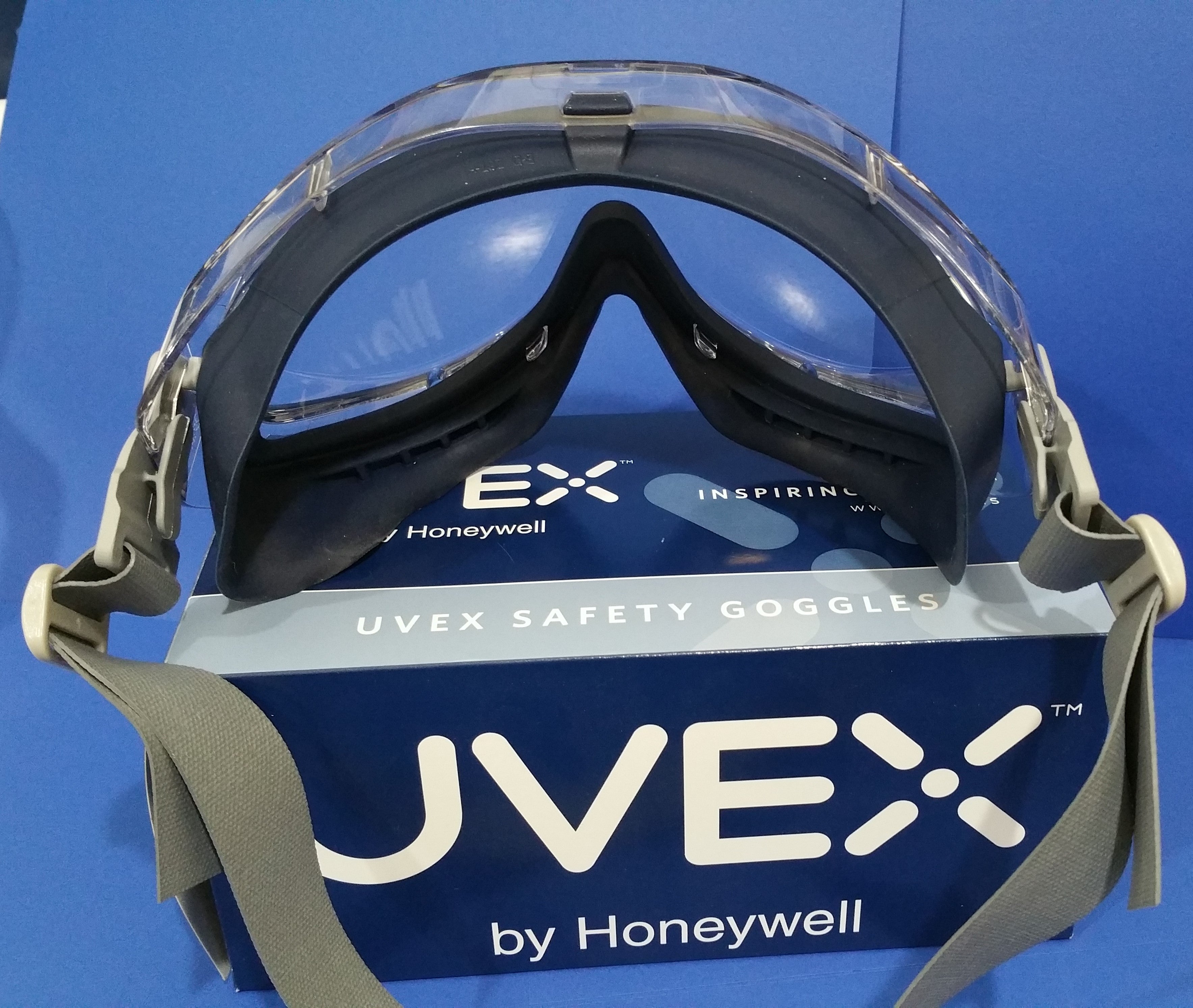 UVEX STEATH SAFETY GOGGLES (NS-18416)