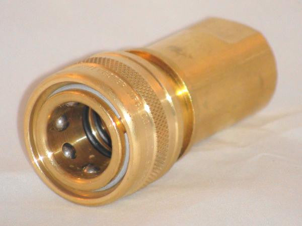 QC SOCKET W CHECK VALVE BRASS (7053)